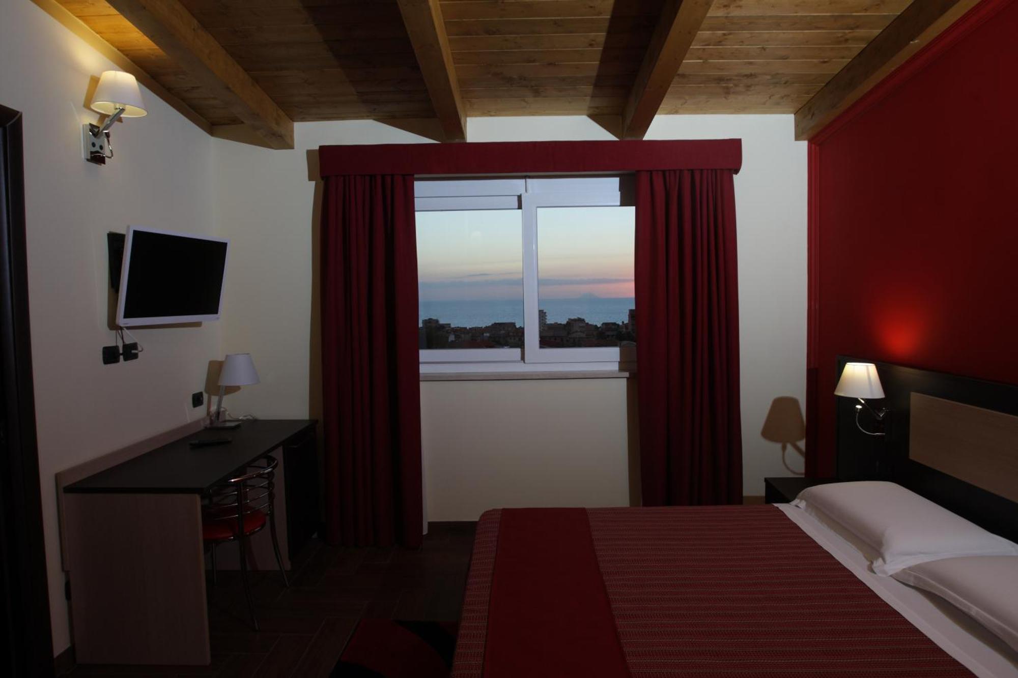 Hotel Paradiso Falerna Dış mekan fotoğraf